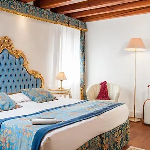Apartment Master, Venice